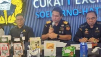 kepala bea cukai soetta